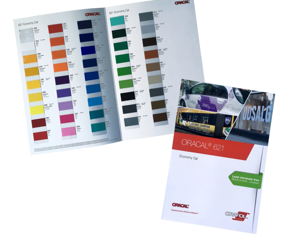 Oracal 621 - Glanzende stickerfolie voor binnen gebruik/buitengebruik(3-4 jaar)
